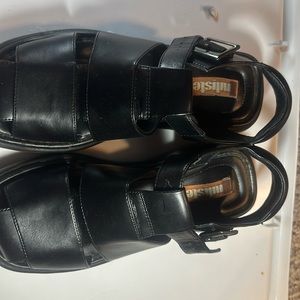 Kenneth Cole Unlisted Sandals